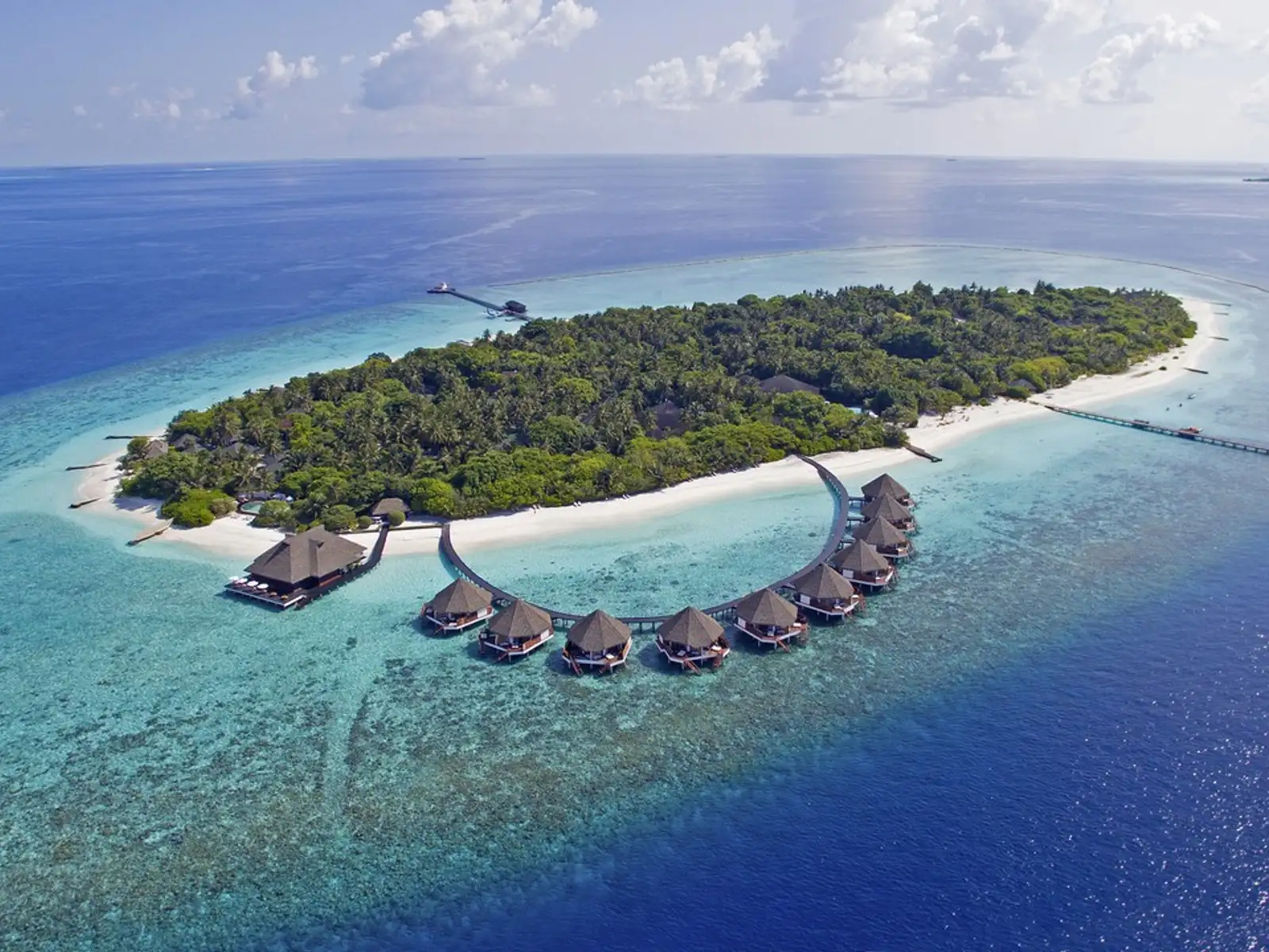 Adaaran Meedhupparu & Prestige Water Villas