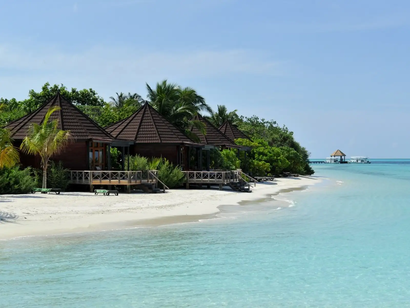 Komandoo Maldives Island Resort