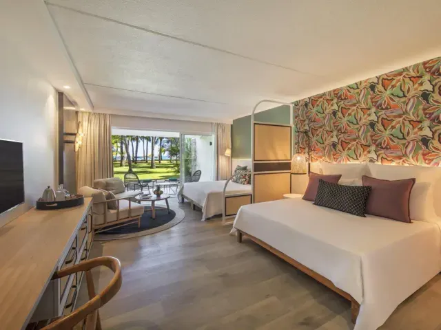 Victoria Beachcomber Resort & Spa photo 8