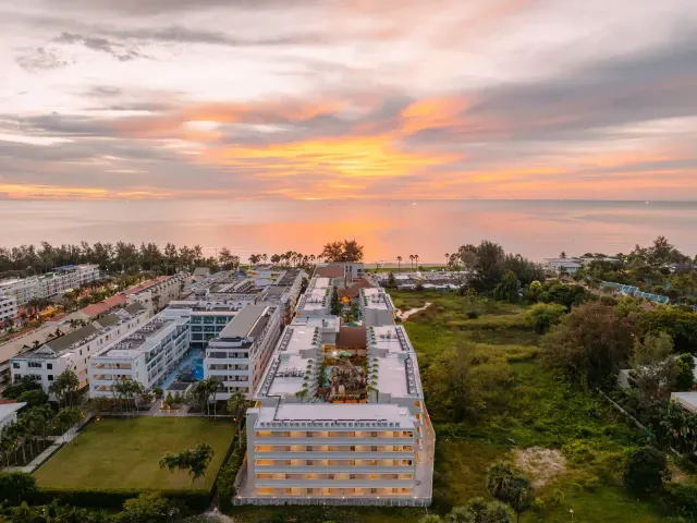 Phuket Emerald Beach Resort