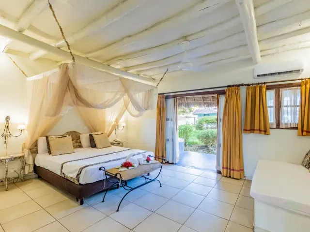 Karafuu Beach Resort & Spa photo 5